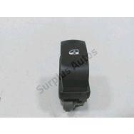 Commande leve-vitre avant droit