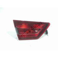 Feu arrière intérieur gauche
