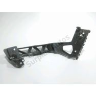 Support droit de pare-choc arrière