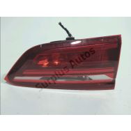 Feu arrière intérieur gauche