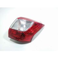 Feu arrière droit