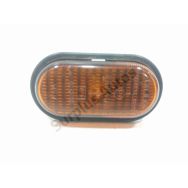 Repetiteur d'aile droit