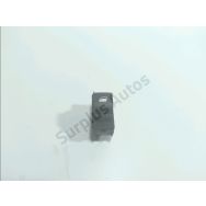 Commande leve-vitre avant droit