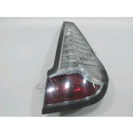 Feu arriere droit