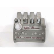 Cache moteur supérieur