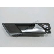 Poignee interieure porte arriere droite