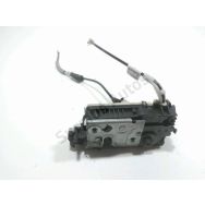 Serrure de porte avant droite