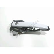 Poignee exterieure avant gauche