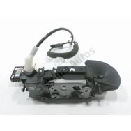 Serrure de porte avant droite