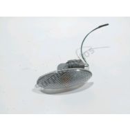 Repetiteur d'aile droit