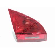 Feu arrière intérieur gauche