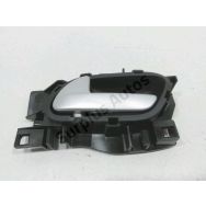 Poignee interieure porte avant gauche