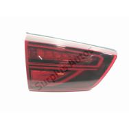 Feu arrière intérieur gauche