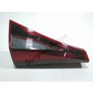 Feu arrière intérieur gauche