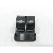 Commande lève-vitre avant gauche