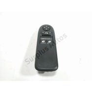 Commande leve-vitre avant gauche