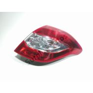 Feu arriere droit