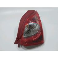 Feu arriere droit