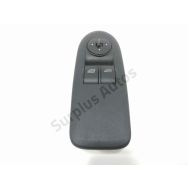 Commande leve-vitre avant gauche