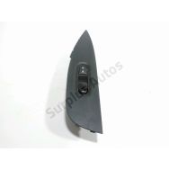 Commande leve-vitre avant droit