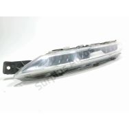 Feu diurne avant gauche