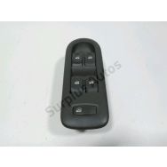 Commande leve-vitre avant gauche