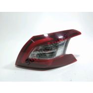 Feu arriere droit