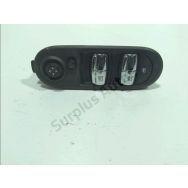 Commande lève-vitre avant gauche