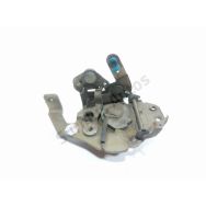 Serrure de porte avant droite