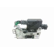 Serrure de porte avant gauche