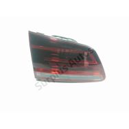 Feu arrière intérieur gauche