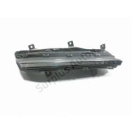 Feu diurne avant gauche