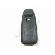 Commande leve-vitre avant droit