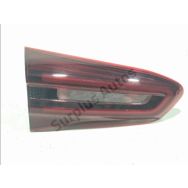 Feu arrière intérieur gauche