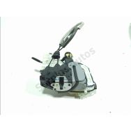 Serrure de porte avant droite