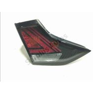 Feu arrière intérieur gauche