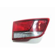 Feu arrière intérieur gauche