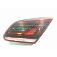 Feu arrière intérieur droit