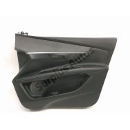 Garniture porte avant droite