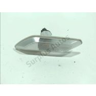 Répétiteur d'aile droit