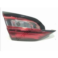 Feu arrière intérieur gauche