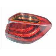 Feu arrière droit