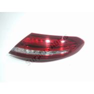Feu arrière droit